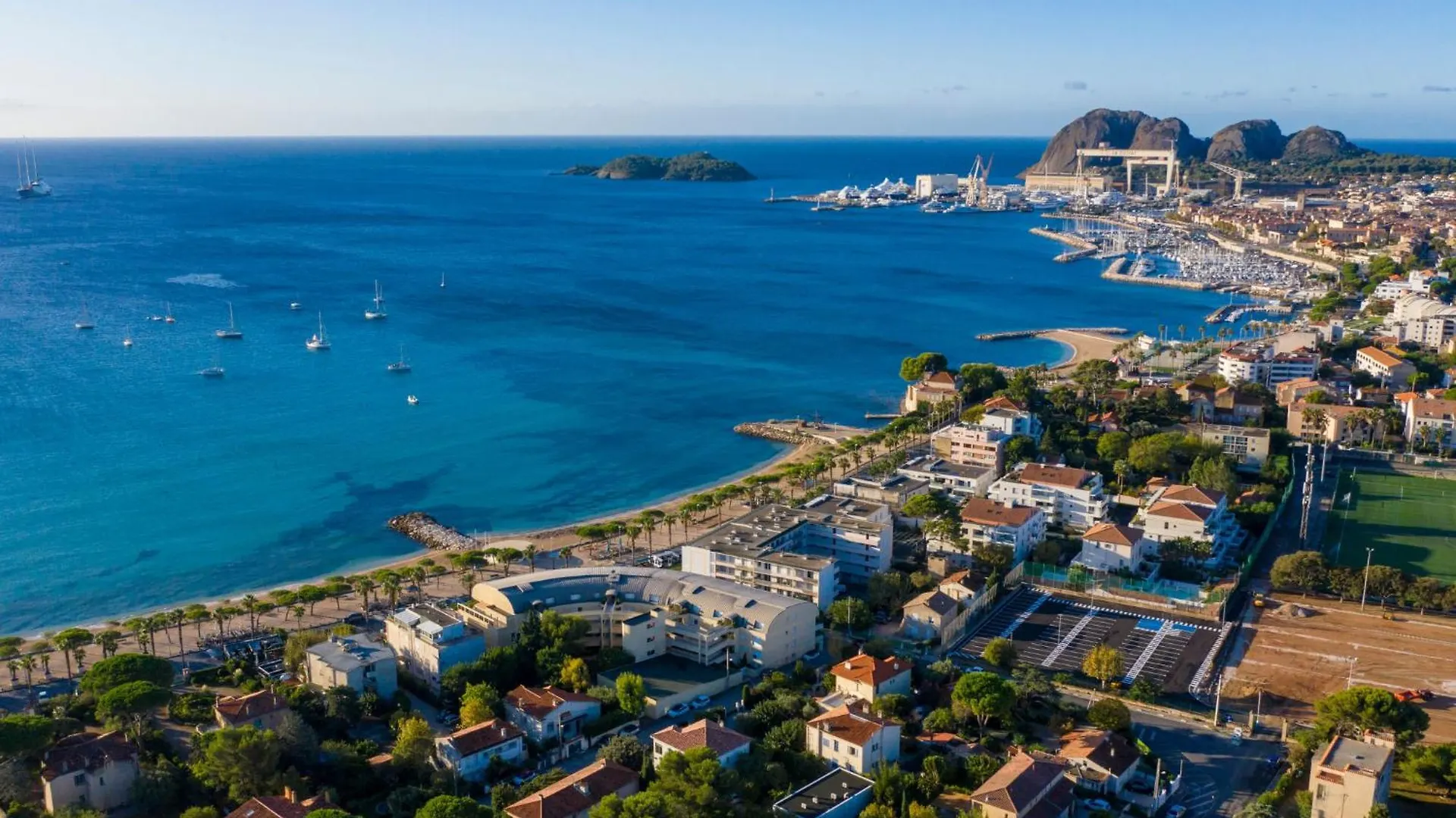 Apartment Le Fidji-2 By Interhome La Ciotat