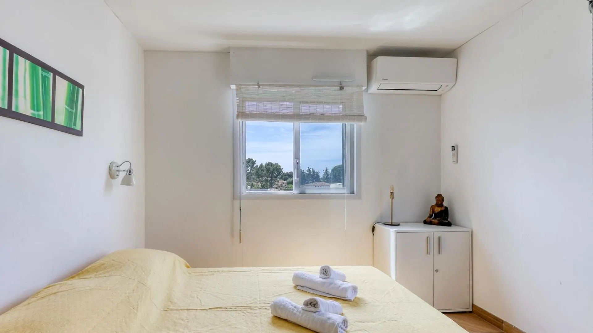 Apartment Le Fidji-2 By Interhome La Ciotat