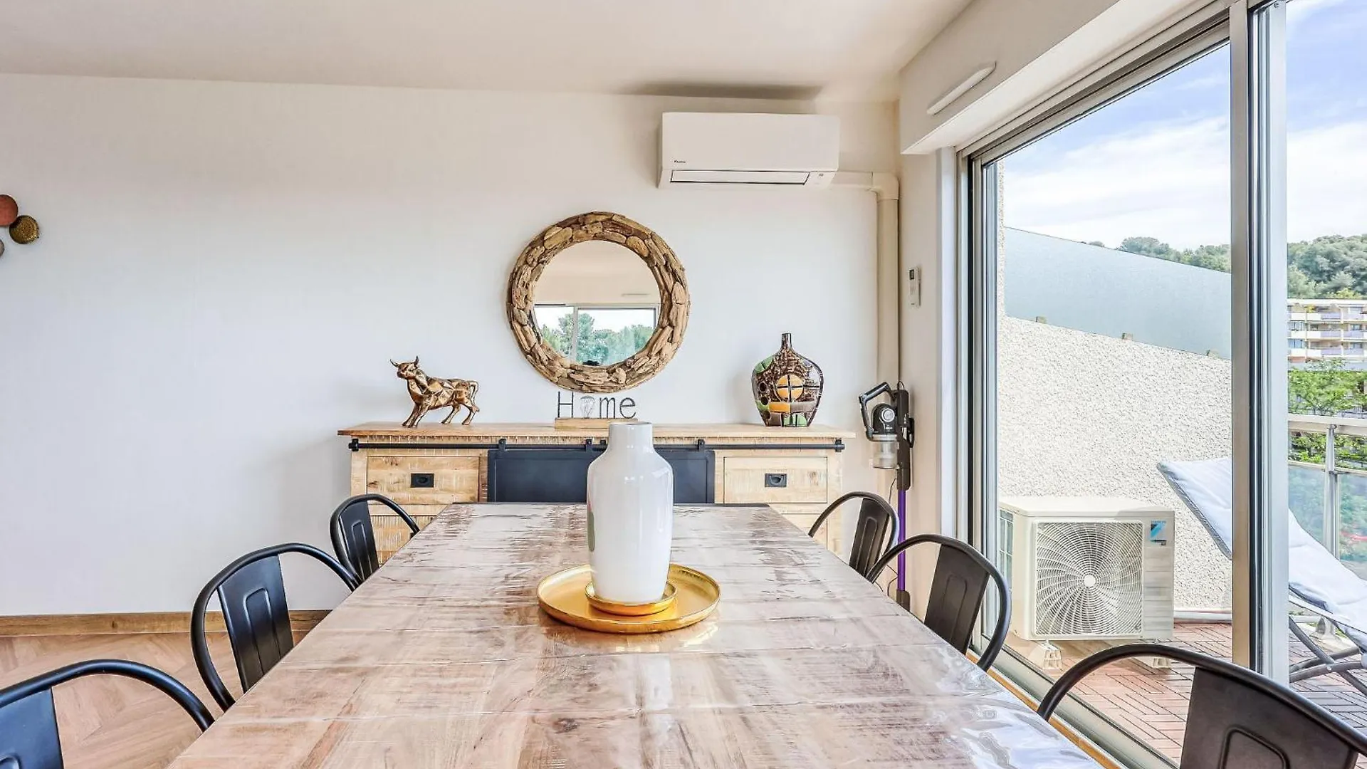 Apartment Le Fidji-2 By Interhome La Ciotat 0*,